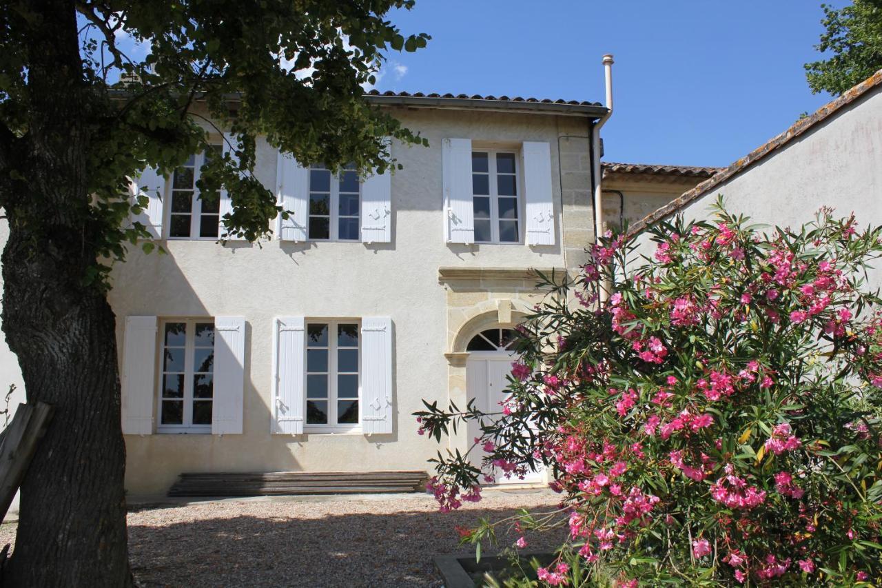 Maison Au Coeur Du Vignoble De Saint-Emilion Buitenkant foto